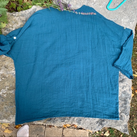 Oversized Boho Style Teal Shirt - Picture 2 of 5